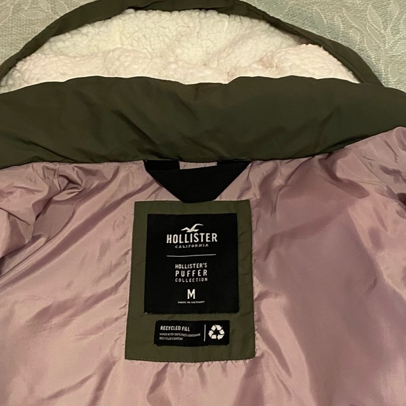 Hollister Dark Green Puffer Jacket - Picture 9 of 11